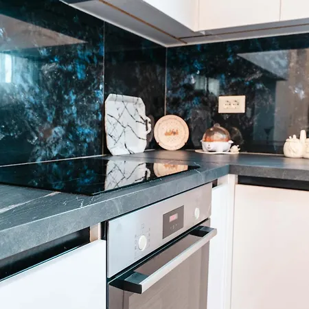 Lekursi Penthouse Апартаменты Саранда