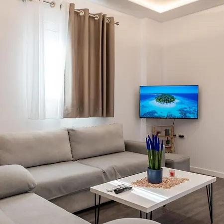Lekursi Penthouse Апартаменты Саранда