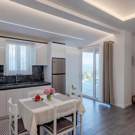 Lekursi Penthouse *